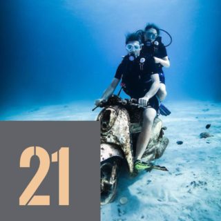 🎄 2⃣1⃣ décembre — Calendrier de l’Avent 2025
Aujourd’hui, on s’occupe du trajet… pas de la facture 🎁🚚
Les frais de port sont offerts sur tout le webshop !

Vous choisissez l’équipement, on s’occupe de l’envoi.

#calendrierdelavent #plongee #scubadiving #plongeech #webshop #plongeesuisse #swissdiving #decembre #scubadiving #switzerland #lake #geneva #lacleman #lakegeneva #suisse #ig_switzerland #vevey #igerslausanne #scuba #underwater #diving #scubadive #swissdiving #swissdiver #plongeech #plongeesuisse #neuchatel #plongée #plongeesousmarine #tecdiving