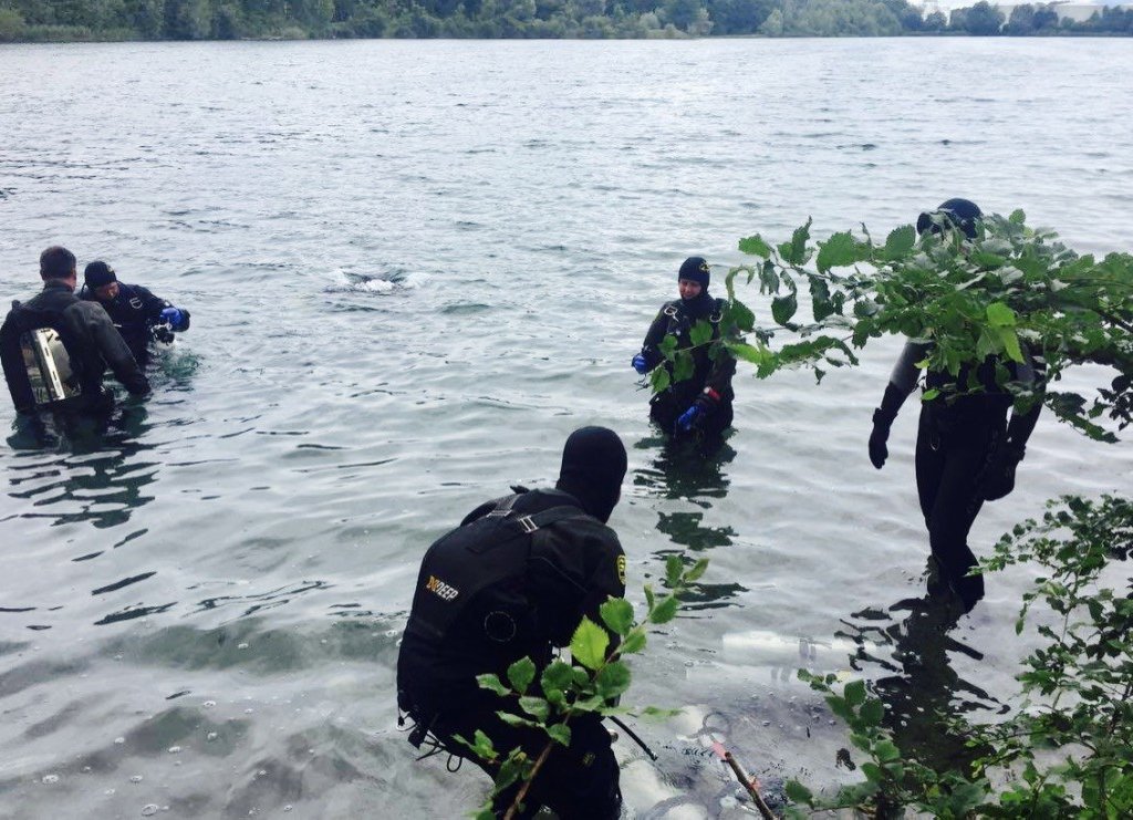 Début Des Baptêmes Sidemount En Xdeep Avec L'école Plongee.ch