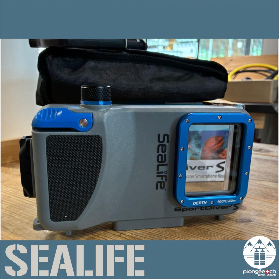 Plongez, capturez, partagez – avec le caisson SeaLife SportDiver S ! 🌊📱🎥
Transformez votre smartphone en véritable caméra sous-marine avec le SportDiver S. Étanche jusqu’à 30 mètres, il offre une interface intuitive via Bluetooth et une appli dédiée pour capturer photos et vidéos avec une qualité époustouflante.

📷 Contrôle total des photos et vidéos sous l’eau
🔒 Système de verrouillage sécurisé + alarme d’étanchéité intégrée
📲 Connexion Bluetooth avec appli gratuite SeaLife SportDiver

Embarquez votre smartphone là où aucun selfie stick n’ose aller.
Compact, robuste, prêt pour vos plus belles plongées.

👉 Le SportDiver S – petit format, grandes aventures !

#diving #vevey #switzerland #swissdiver #plongeech #scuba #scubadive #plongeesousmarine #suisse #plongeesuisse #scubadiving #geneva #swissdiving #lakegeneva #lake #lacleman #ig_switzerland #vaud #underwater #plongee #puidoux #neuchatel #plongéesousmarine🐟🐙🐠🐡🐚 #plongée #plongeebouteille #Puidoux #Suisse #caisson